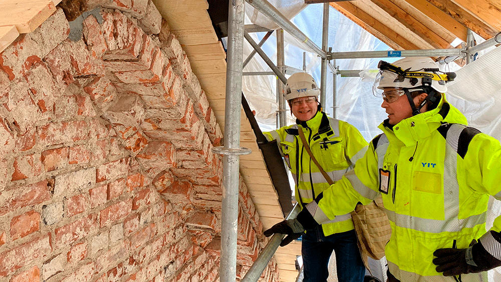 Tehtaankadun ala-astetta korjataan vanhaa kunnioittaen - korjausrakentaminen vaatii kokemusta